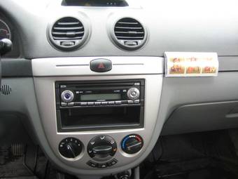2008 Chevrolet Lacetti Pictures