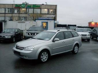 2008 Chevrolet Lacetti Pictures