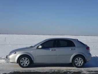 2008 Chevrolet Lacetti Photos