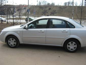 2008 Chevrolet Lacetti Photos