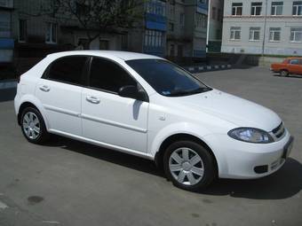 2008 Chevrolet Lacetti Pictures