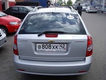 2008 Chevrolet Lacetti Pictures