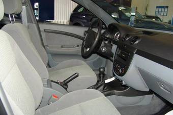 2009 Chevrolet Lacetti Images