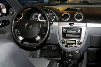 2009 Chevrolet Lacetti Pics
