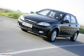 2009 Chevrolet Lacetti Pictures