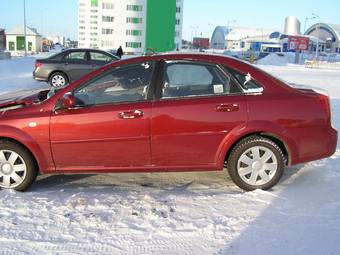 2009 Chevrolet Lacetti Pictures