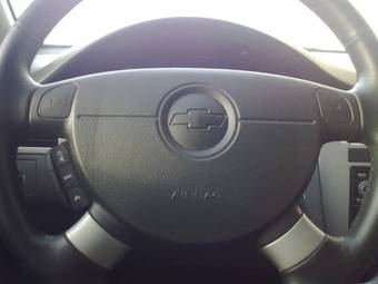 2009 Chevrolet Lacetti Pictures