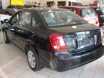 2009 Chevrolet Lacetti Pictures