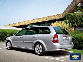 2009 Chevrolet Lacetti Photos