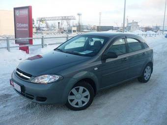 2009 Chevrolet Lacetti Pictures
