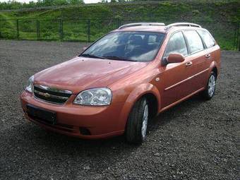 2009 Chevrolet Lacetti Pictures