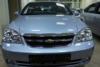 2010 Chevrolet Lacetti Pictures