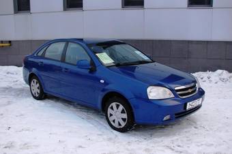 2010 Chevrolet Lacetti Photos