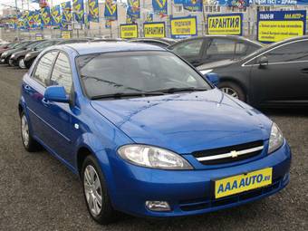 2010 Chevrolet Lacetti Pictures