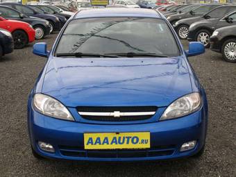 2010 Chevrolet Lacetti Pictures