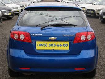 2010 Chevrolet Lacetti Photos