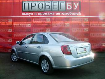 2010 Chevrolet Lacetti Photos