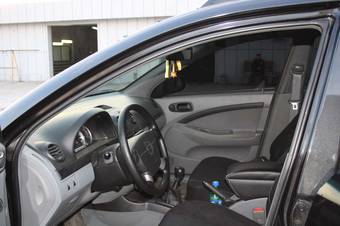 2010 Chevrolet Lacetti Pictures