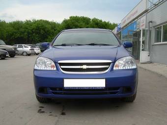 2010 Chevrolet Lacetti Photos