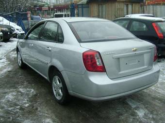 2011 Chevrolet Lacetti Pictures