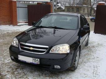 2011 Chevrolet Lacetti Photos