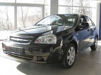 2011 Chevrolet Lacetti Photos