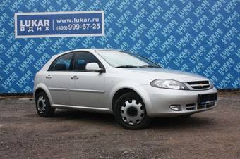 2011 Chevrolet Lacetti Photos