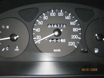 2005 Chevrolet Lanos Photos