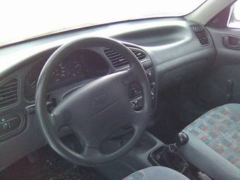 2005 Chevrolet Lanos Pictures