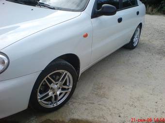 2006 Chevrolet Lanos Images