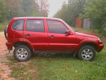 2001 Chevrolet Niva Pictures