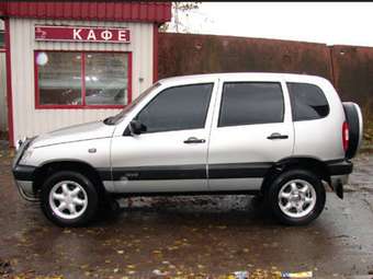2003 Chevrolet Niva Pics