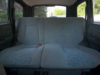 2003 Chevrolet Niva Pictures