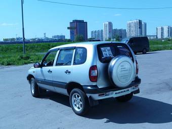 2003 Chevrolet Niva Pictures