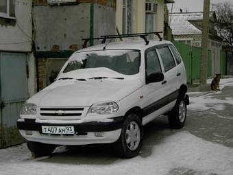 2003 Chevrolet Niva Pictures