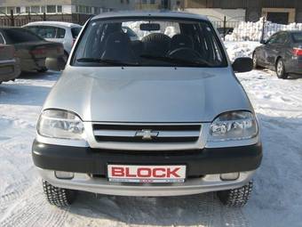 2004 Chevrolet Niva Images