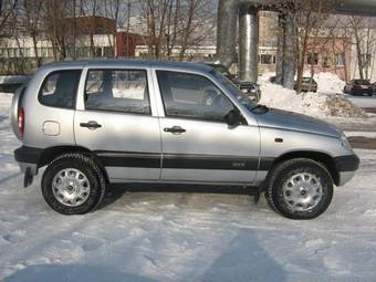 2004 Chevrolet Niva Pics