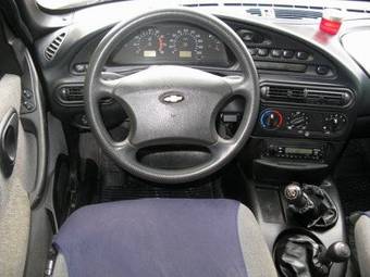 2004 Chevrolet Niva Wallpapers