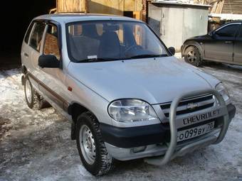 2004 Chevrolet Niva Pics
