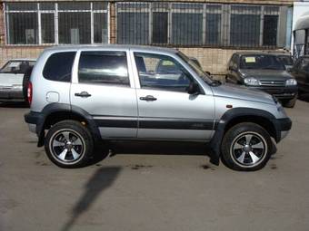 2004 Chevrolet Niva Photos
