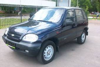 2004 Chevrolet Niva Photos