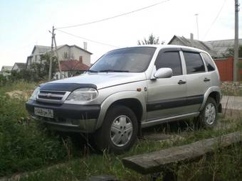 2004 Chevrolet Niva Pics