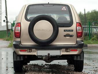 2004 Chevrolet Niva Pictures