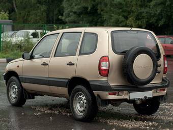 2004 Chevrolet Niva Photos