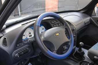 2005 Chevrolet Niva Images