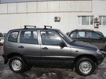2005 Chevrolet Niva Photos
