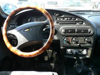 2005 Chevrolet Niva Photos