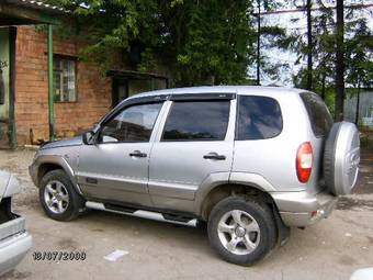 2005 Chevrolet Niva Photos