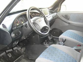 2005 Chevrolet Niva Photos