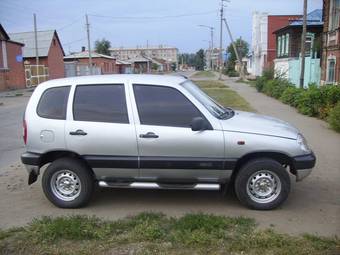 2005 Chevrolet Niva Photos